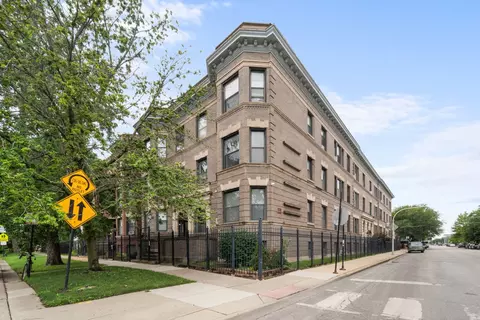 6100 S Ingleside Ave #2, Chicago, IL 60637