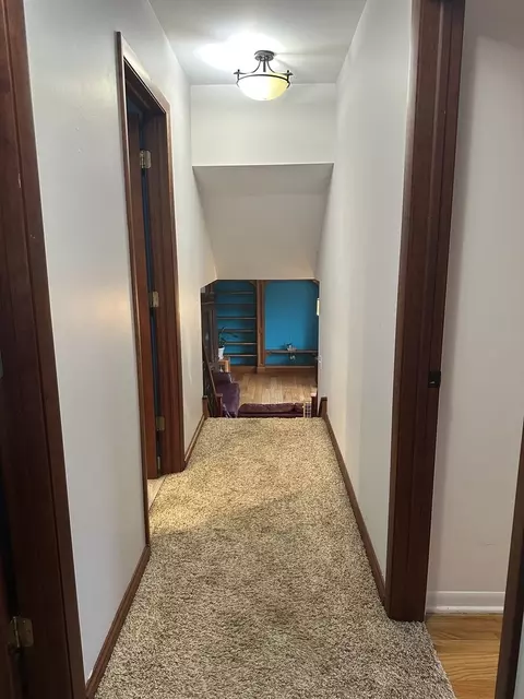 Entry Way - 520 Russell St, Wheeling, IL 60090 photo 1 of 2