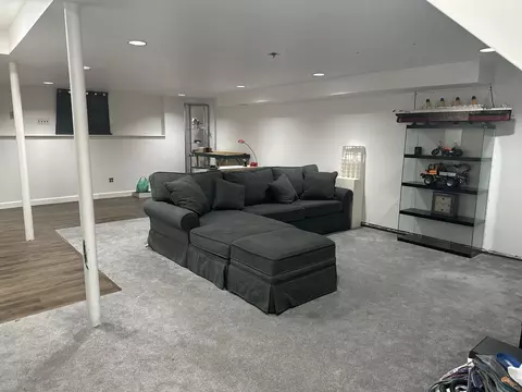 Living - 520 Russell St, Wheeling, IL 60090 photo 4 of 4