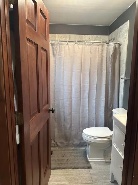 Bath - 520 Russell St, Wheeling, IL 60090 photo 1 of 3