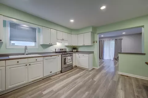 309 Inner Circle Dr, Bolingbrook, IL 60490 photo 15