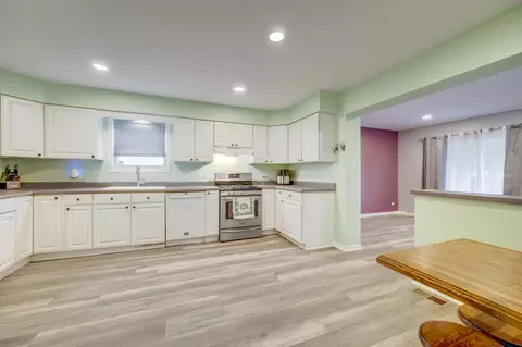309 Inner Circle Dr, Bolingbrook, IL 60490 photo 18