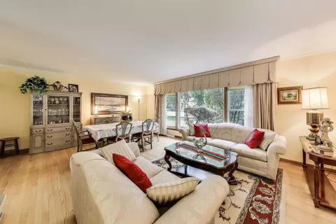 Living - 2435 Pick Dr, Glenview, IL 60025 photo 1 of 3