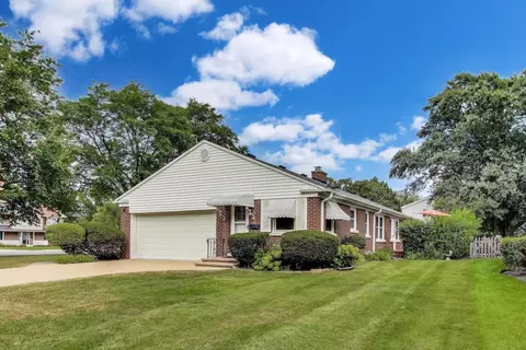 Exterior - 2435 Pick Dr, Glenview, IL 60025 photo 5 of 5
