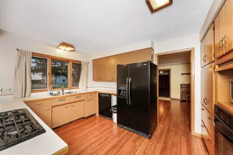 Kitchen - 947 N 2nd Rd, Dana, IL 61321 photo 3 of 4