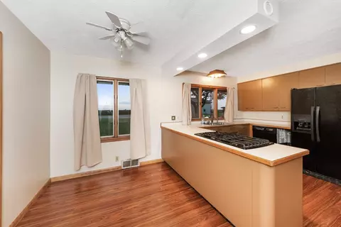 Kitchen - 947 N 2nd Rd, Dana, IL 61321 photo 2 of 4