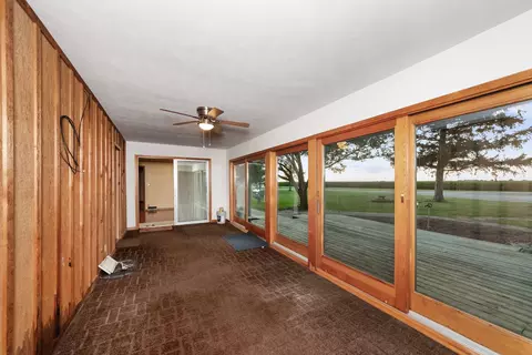 Exterior - 947 N 2nd Rd, Dana, IL 61321 photo 2 of 7