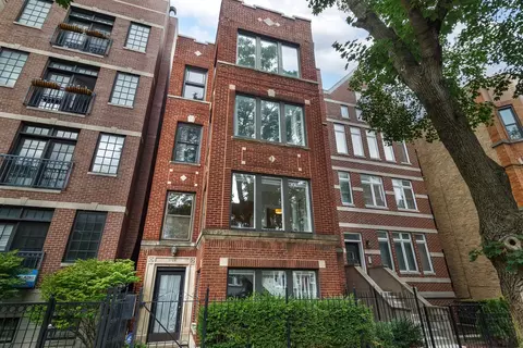 3758 N Fremont St #1, Chicago, IL 60613
