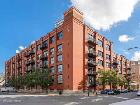 1000 W Washington Blvd #334, Chicago, IL 60607
