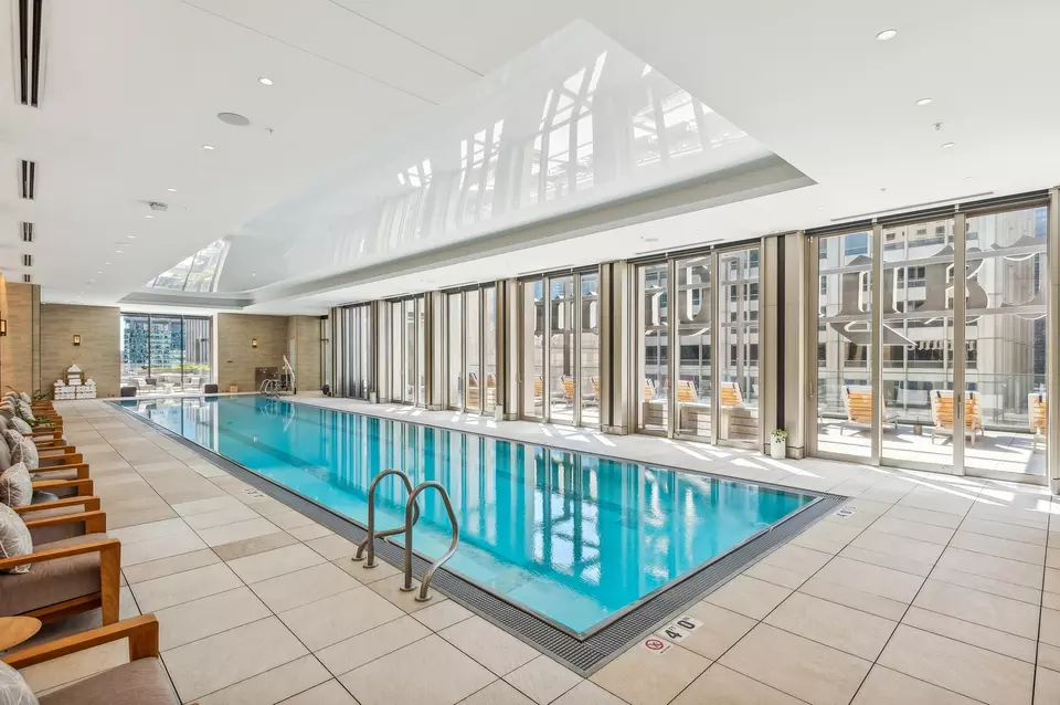 Exterior - 435 N Michigan Ave #1112, Chicago, IL 60611 photo 3 of 5