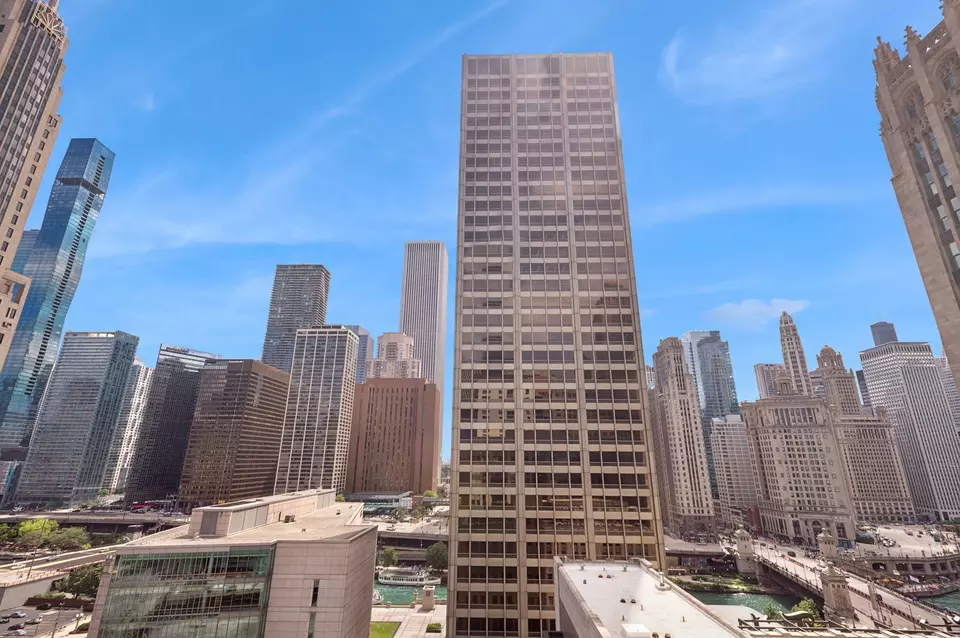 View/Area - 435 N Michigan Ave #1112, Chicago, IL 60611 photo 2 of 7