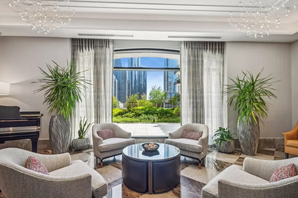 Living - 435 N Michigan Ave #1112, Chicago, IL 60611 photo 13 of 13