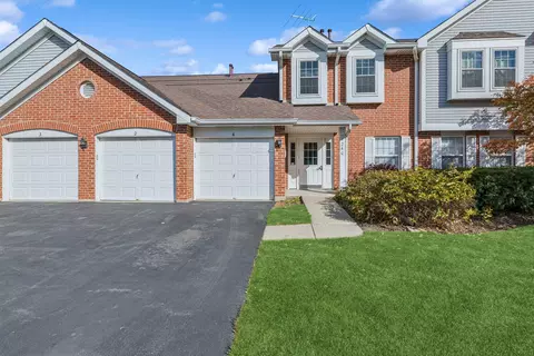 1240 Winfield Ct #3, Roselle, IL 60172