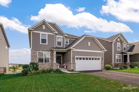 441 Alpine Dr, Algonquin, IL 60102 photo 1