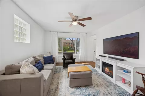 Living - 3931 Maple Ave, Brookfield, IL 60513 photo 2 of 2