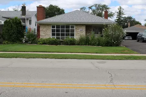 2510 S 17th Ave, Broadview, IL 60155