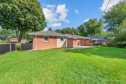 Exterior - 1621 W Joyce Ave, Mchenry, IL 60051 photo 2 of 3