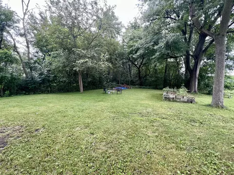 370 N 1st St, Sheldon, IL 60966 photo 3