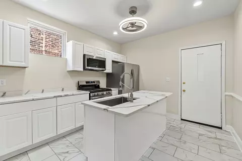 4704 W Monroe St, Chicago, IL 60644 photo 18
