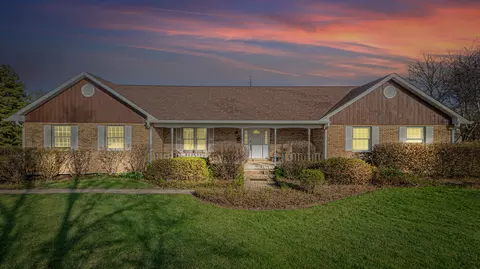 39935 N Prairie View Dr, Wadsworth, IL 60083