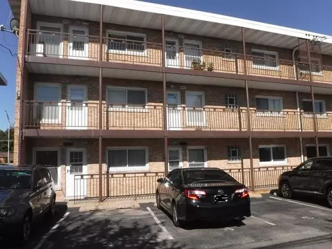 4947 N Harlem Ave #1, Chicago, IL 60656