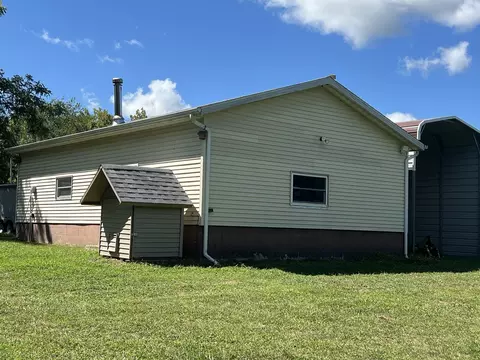 Exterior - 16701 Parnell Rd, Dewitt, IL 61735 photo 21 of 22