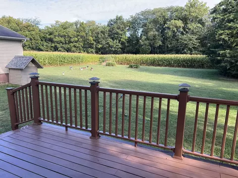 Exterior - 16701 Parnell Rd, Dewitt, IL 61735 photo 17 of 22