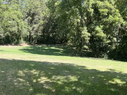 Exterior - 16701 Parnell Rd, Dewitt, IL 61735 photo 5 of 22