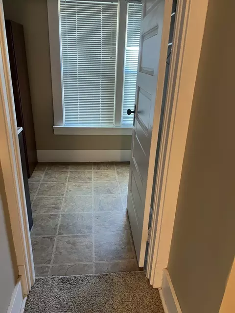 Entry Way - 16701 Parnell Rd, Dewitt, IL 61735 photo 6 of 6