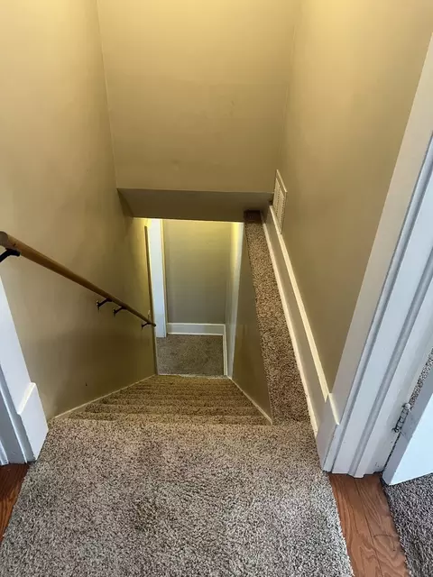 Entry Way - 16701 Parnell Rd, Dewitt, IL 61735 photo 5 of 6