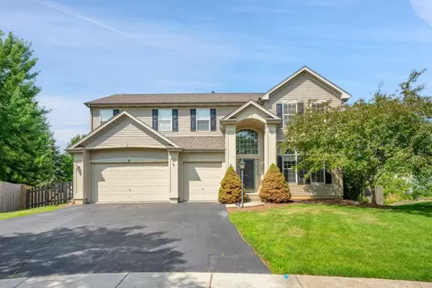 6 Greyshire Ct, Algonquin, IL 60102 photo 2