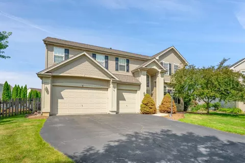 6 Greyshire Ct, Algonquin, IL 60102