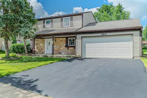520 N Salem Dr, Schaumburg, IL 60194
