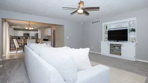 Living - 1704 Setter St, Normal, IL 61761 photo 5 of 8