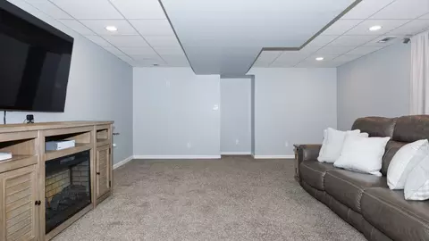 Living - 1704 Setter St, Normal, IL 61761 photo 6 of 8