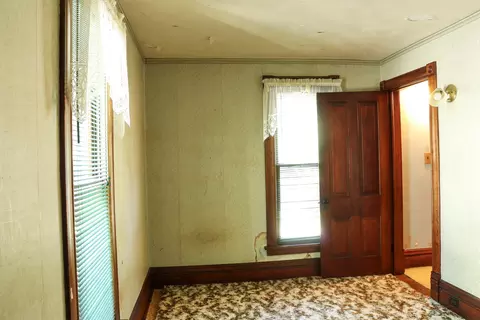 Bedroom - 303 S Grape St, Morrison, IL 61270 photo 4 of 4