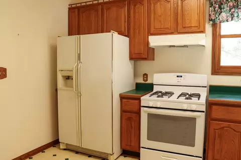Kitchen - 303 S Grape St, Morrison, IL 61270 photo 2 of 2