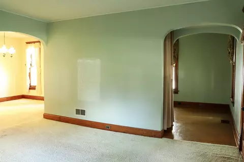 Living - 303 S Grape St, Morrison, IL 61270 photo 2 of 2
