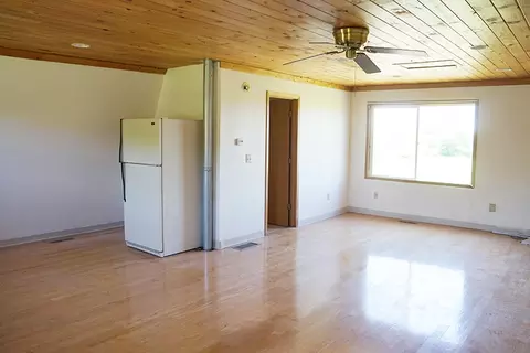 Living - 3526 E 2179th Rd, Ottawa, IL 61350 photo 5 of 5