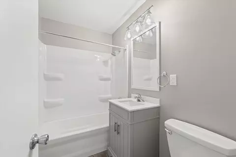 Bath - 809 S Victor St, Champaign, IL 61821 photo 1 of 2