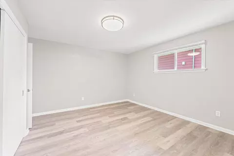 Bedroom - 809 S Victor St, Champaign, IL 61821 photo 6 of 7