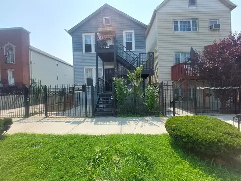 2837 W 25th St, Chicago, IL 60623