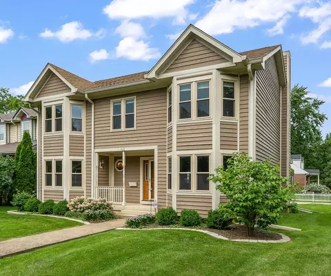 433 Virgie Pl, West Chicago, IL 60185