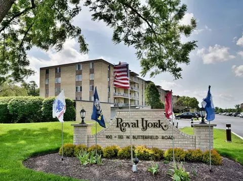 110 W Butterfield Rd #206S, Elmhurst, IL 60126