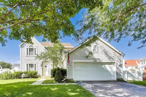 1424 Sweetbriar Ln, Elgin, IL 60123