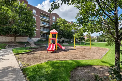 Other - 511 Prestwick Ln #402, Wheeling, IL 60090 photo 7 of 7