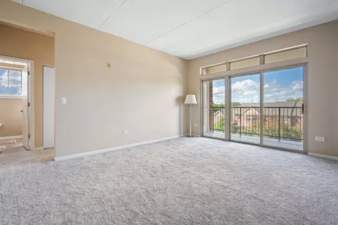 Living - 511 Prestwick Ln #402, Wheeling, IL 60090 photo 3 of 3