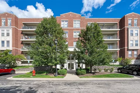 511 Prestwick Ln #402, Wheeling, IL 60090