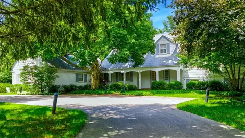 107 Woodley Rd, Winnetka, IL 60093