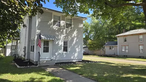 1102 Illinois Ave, Ottawa, IL 61350